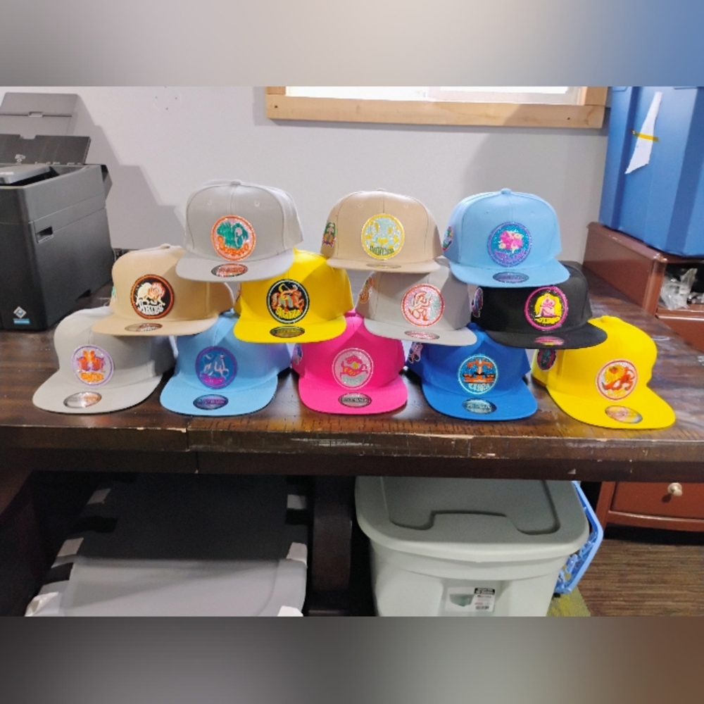 Colorful Snapback Hats with Embroidered Patches
